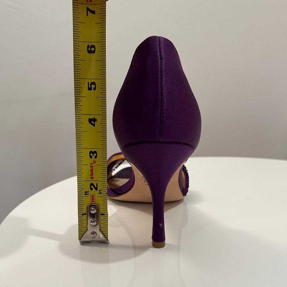 Badgley Mischka River Open Toe Beaded Knot Pumps, color: Plum, Size 8.5 - Picture 14 of 15